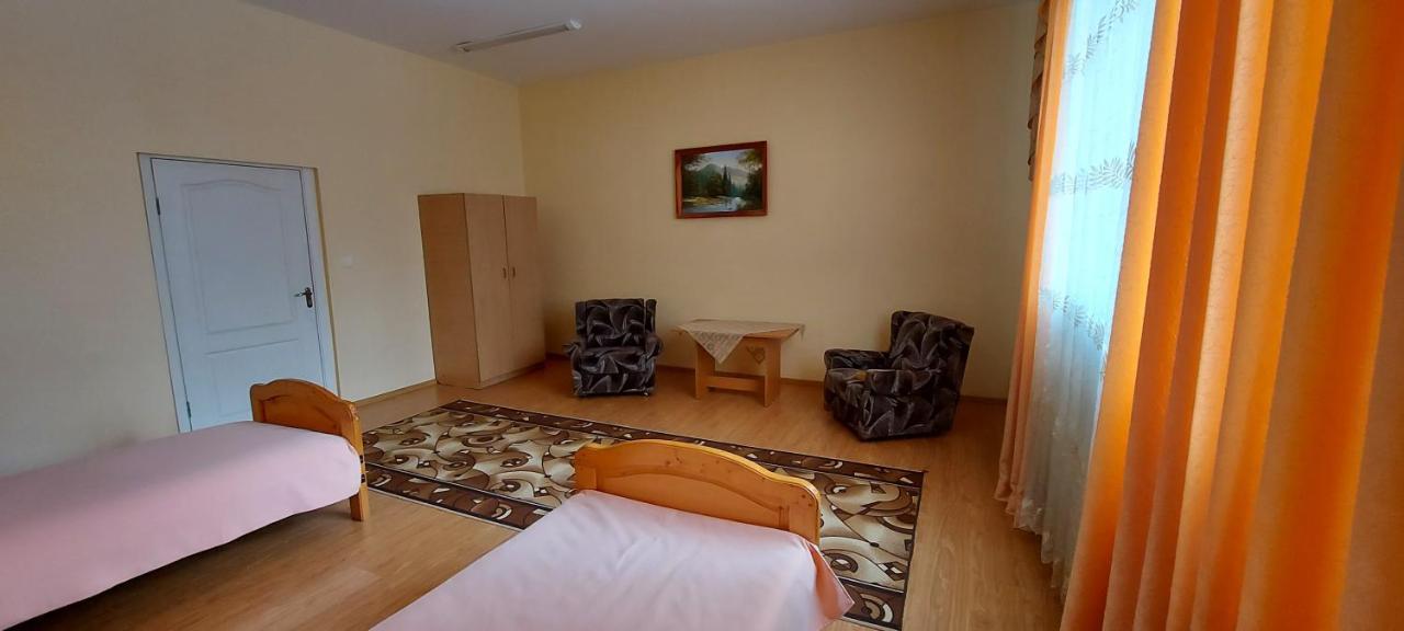 Hotel Bb Student Khoust Extérieur photo